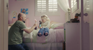 Barbie, la nuova campagna di Mattel mette al centro i papà